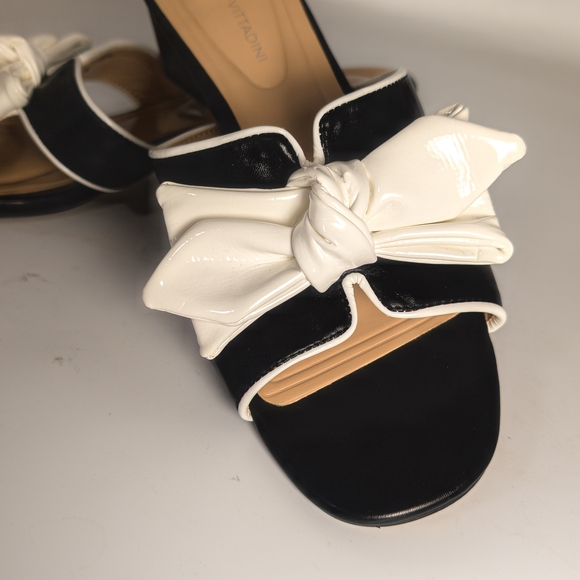 Adrienne Vittadini Black and White Bow Mules - Picture 6 of 7